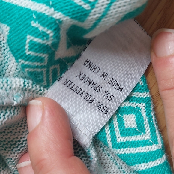 Ethnic print top - Picture 4 of 5